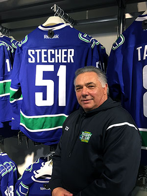 stecher dad with jersey